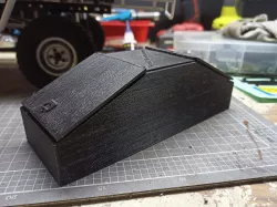 1:10 gullwing toolbox with removable lid  - battery storage