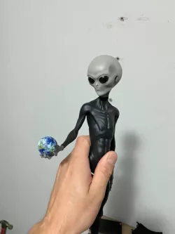 alien grey