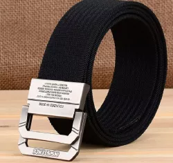 Anti-slip lining on belt buckle