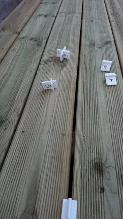 Deck board spacers (3 different models)