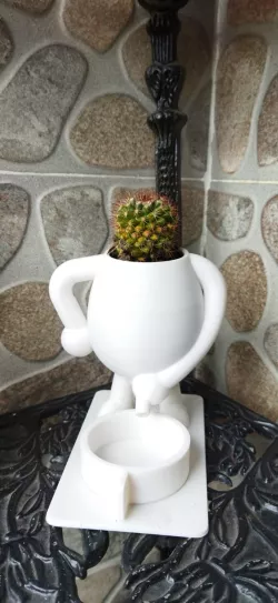 piss planter