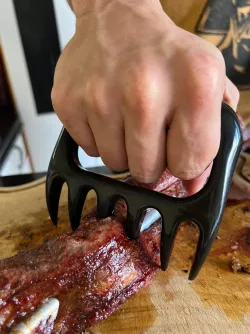 Bear Paws Meat Schredders