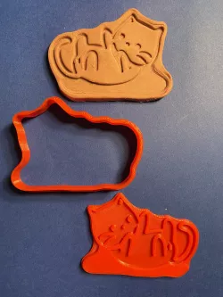 Cat butt on back cookie cutter