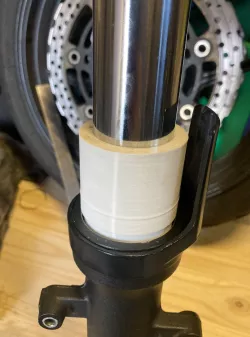 ER6N Kawasaki spy seal mounting sleeve