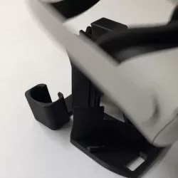 OCULUS QUEST 2 STAND WITH CARRYING HANDLE FOR EASY RELOCATION