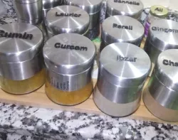 16 spice names to stick on jars and containers