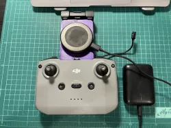 Magnetic phone holder with active cooling for DJI Controller