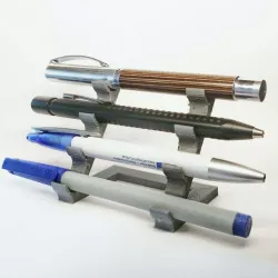 "Pen butler" - beautiful pen holder