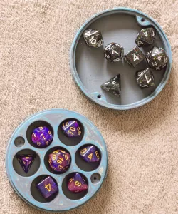 Round dice vault and rolling tray