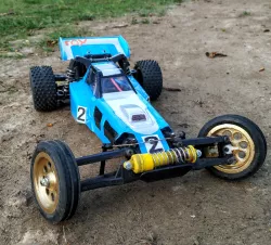 Tamiya Fox replica conversion from DT-03