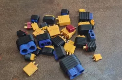 XT30, XT60, XT90, MR30, MR60, EC2, EC3, EC5, EC8 and Deans T Cap / Capuchon