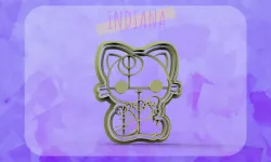 CUTTING CAT WITH A RATTLE