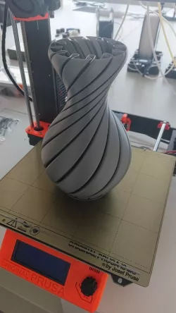 Spiral vase