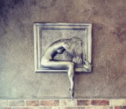 Woman sculpture frame wall art statue
