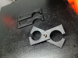 Cable storage clamp
