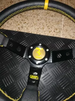 FERRARI STEERING WHEEL EMBLEM / FERRARI EMBLEMA VOLANTE / FERRARI STEERING WHEEL EMBLEM