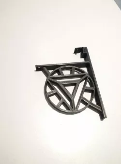iron-man shelf bracket / equerre pour etagere
