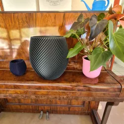 Large Finned Planter / Pot - Indoor Pot 30CM