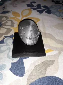 Senna F1 helmet decoration