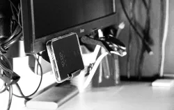 Smartphone holder for IIYAMA monitor
