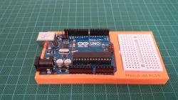 Arduino Uno & Mini Breadboard Stand