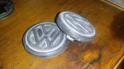 Central emblem VW wheel