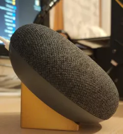 Google nest home mini stand