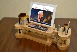 Makeup Stand cnc - laser cut