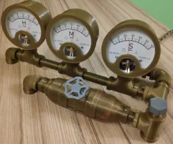 Steampunk Voltmeter Clock