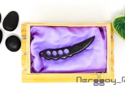 Asuma Chakra Kunai - (Naruto) Keychain