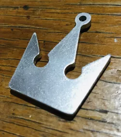Kingdom Hearts Crown Keychain