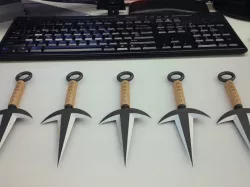 Kunai present in Naruto