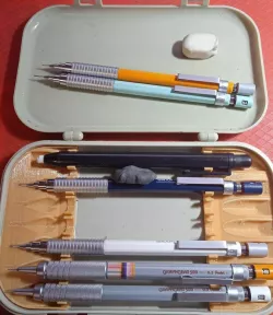 Mechanical pencil holder