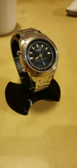 Stand wristwatch - clock holder