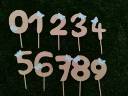 Cake topper