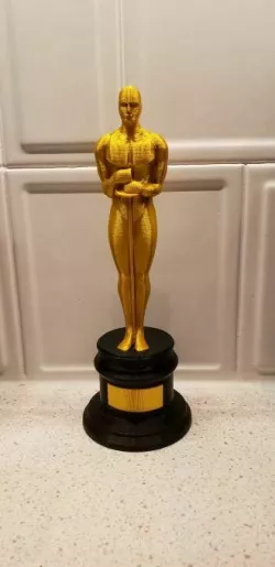Oscar Statue with label