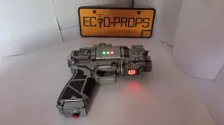 protonpack ghostbusters 2016 holtzmann