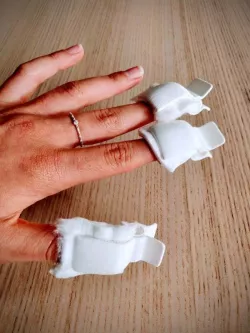 Soak off nail clipper