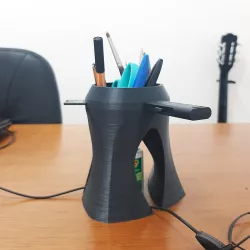 Beet Pen Holder