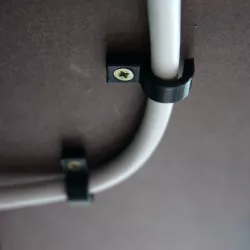 CABLE HOLDER - SCREW HOLDER