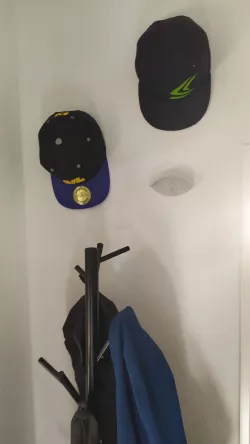Cap wall mount
