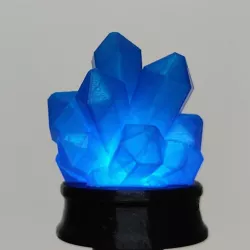 Glowing crystal lamp