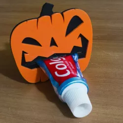 Jack-O-Lantern Toothpaste Tube Squeezer