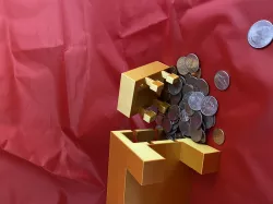 Nose Shaker Piggy Bank