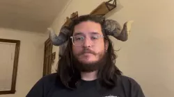 Spiral horns