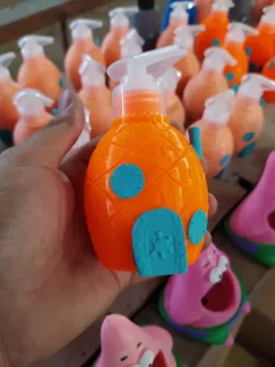Spongebob Pineapple Soap dispenser and Patrick