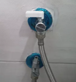 Valve handle replacement