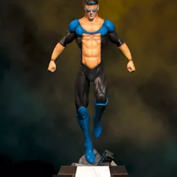 Fanart INVINCIBLE - Statue