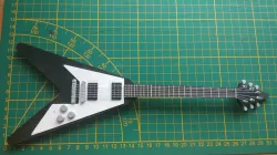 Gibson Flying V mini guitar model