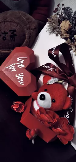 Gift box